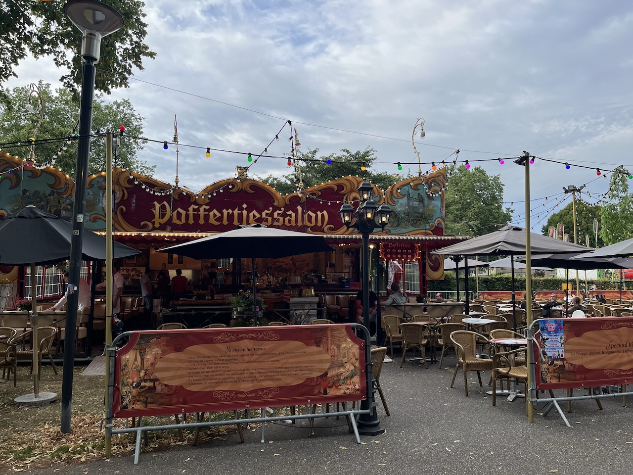 Poffertjessalon met terras