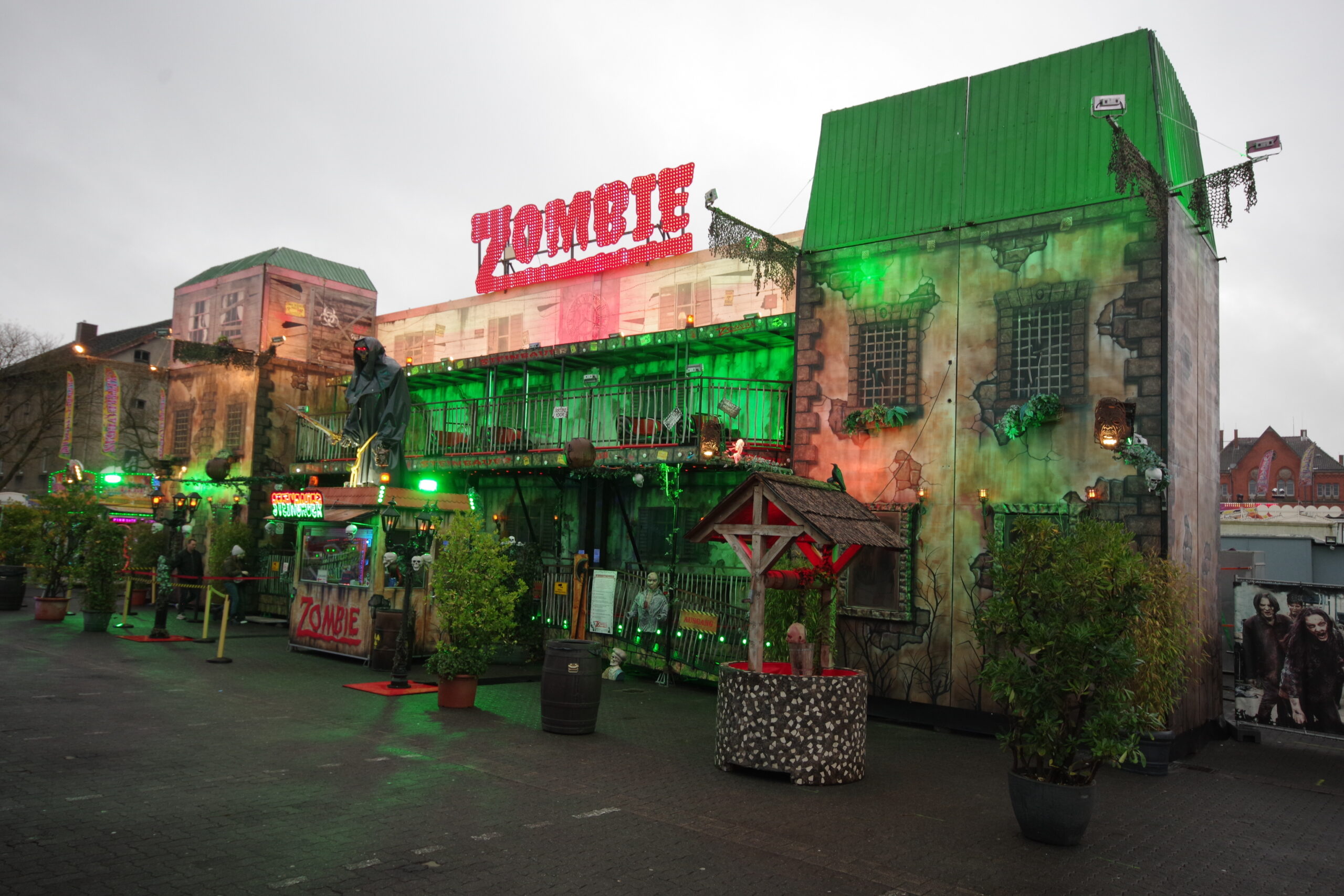 Zombie spookhuis in Nederlandse handen
